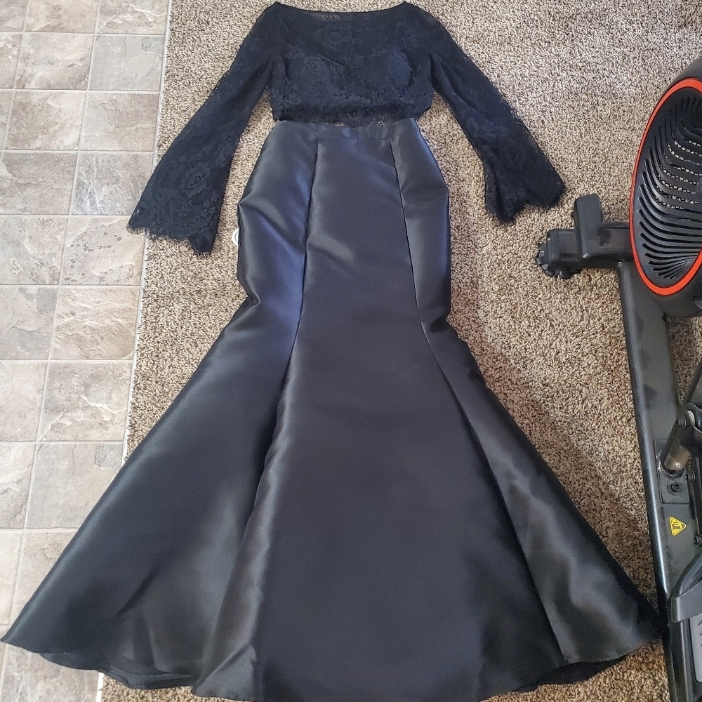 Wink Prom Black 2 Piece Set. Prom Evening Cocktail. Sz 2 Mermaid Skirt Lace Sati